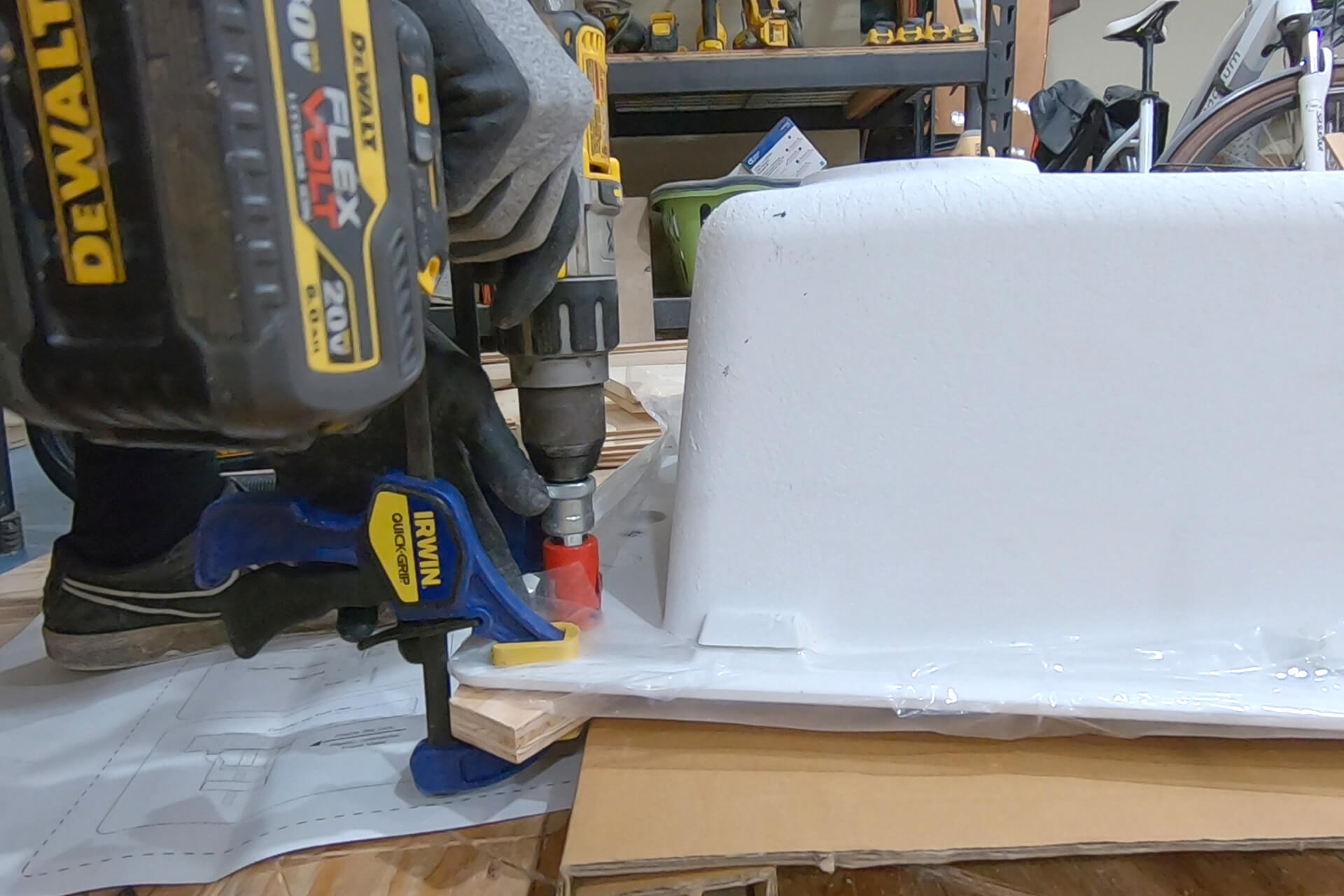 Kitchenette photo number 31.