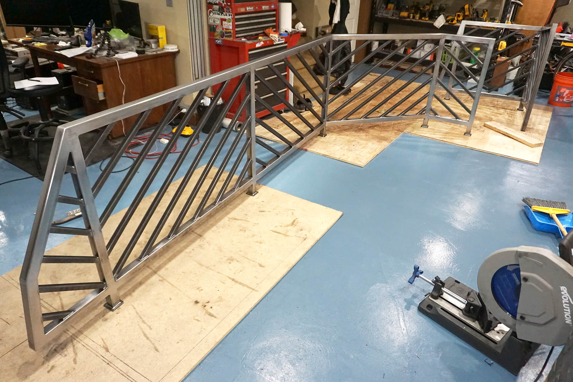 Metalwork railing photo number 37.