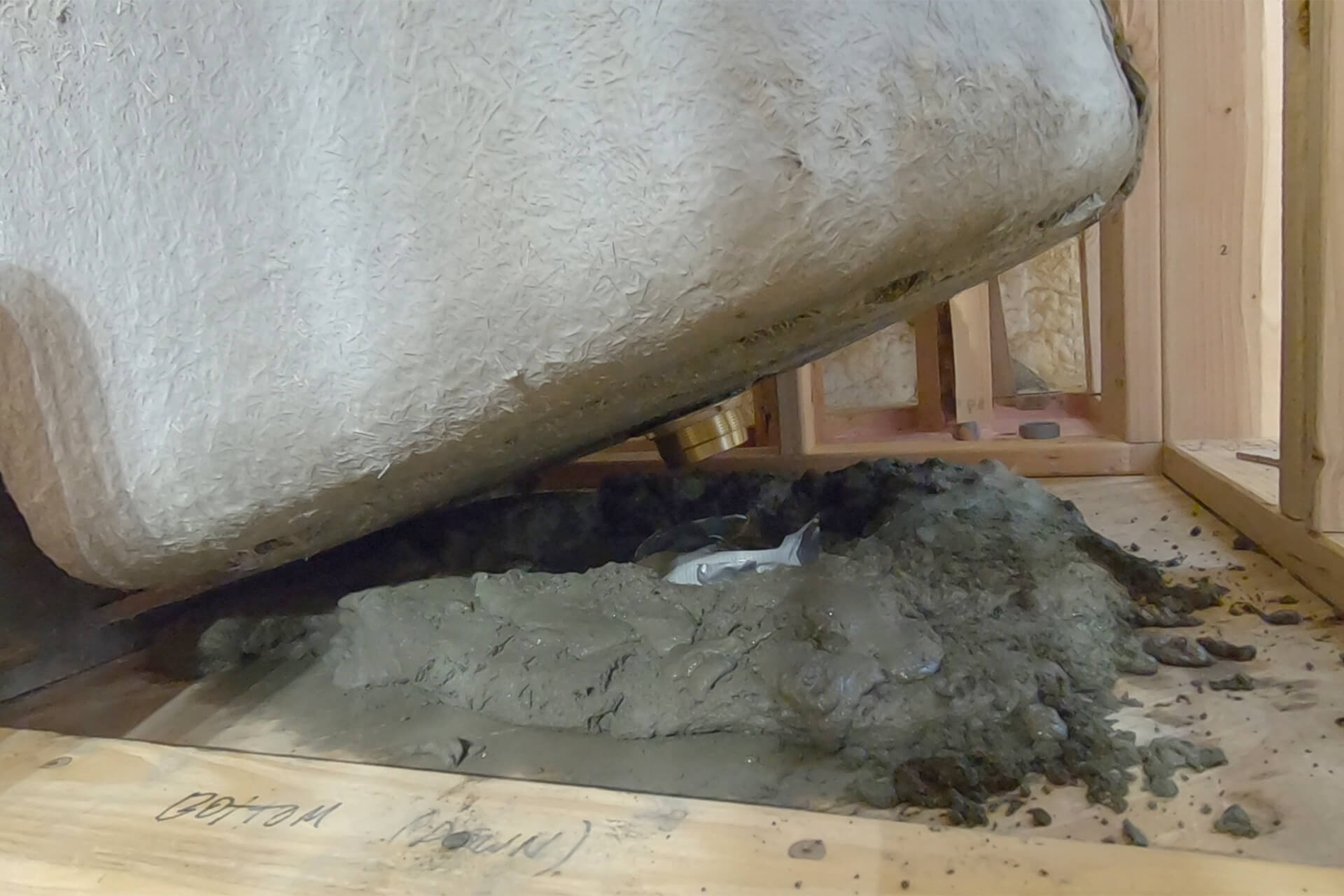 Room framing shower photo number 13.