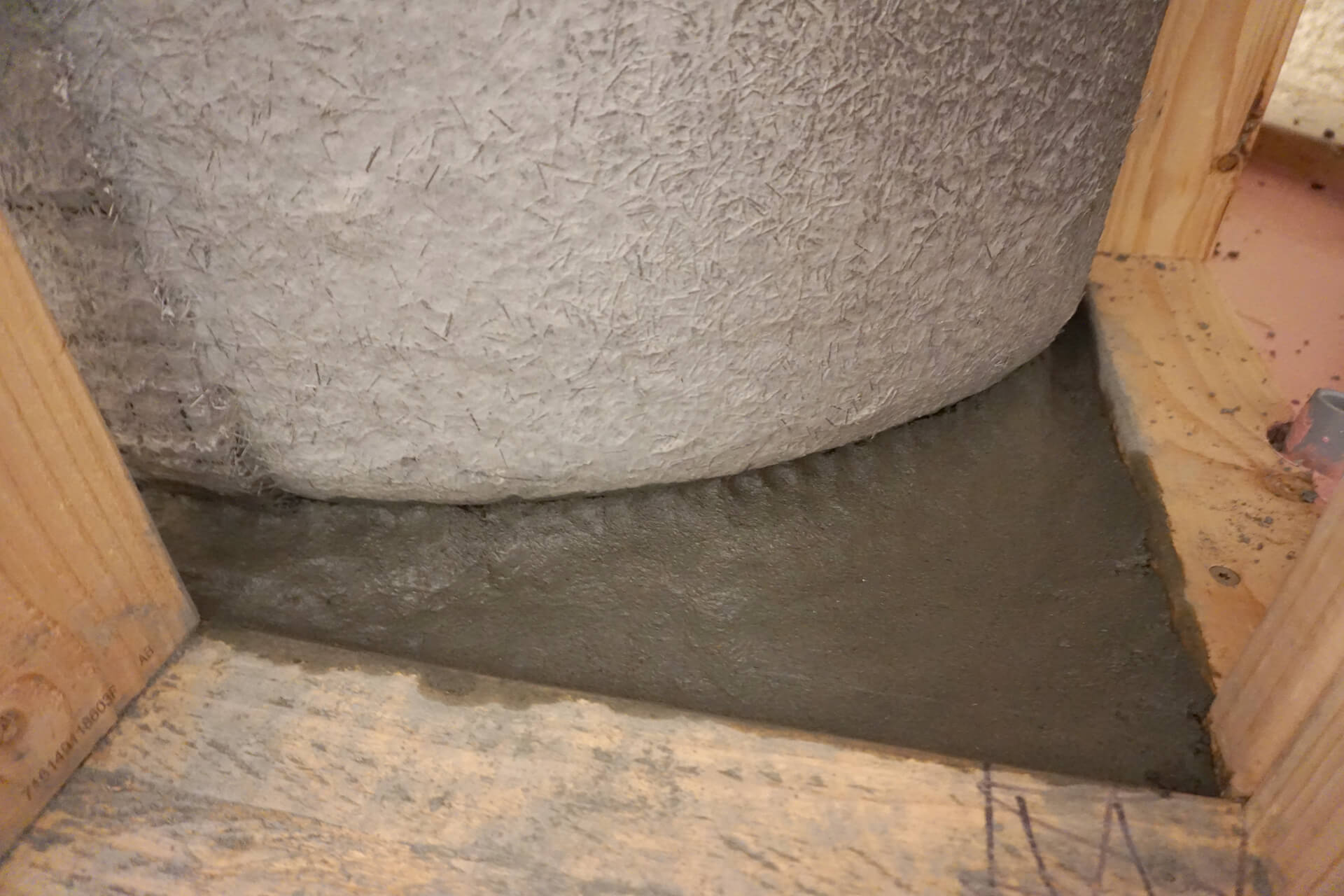 Room framing shower photo number 15.