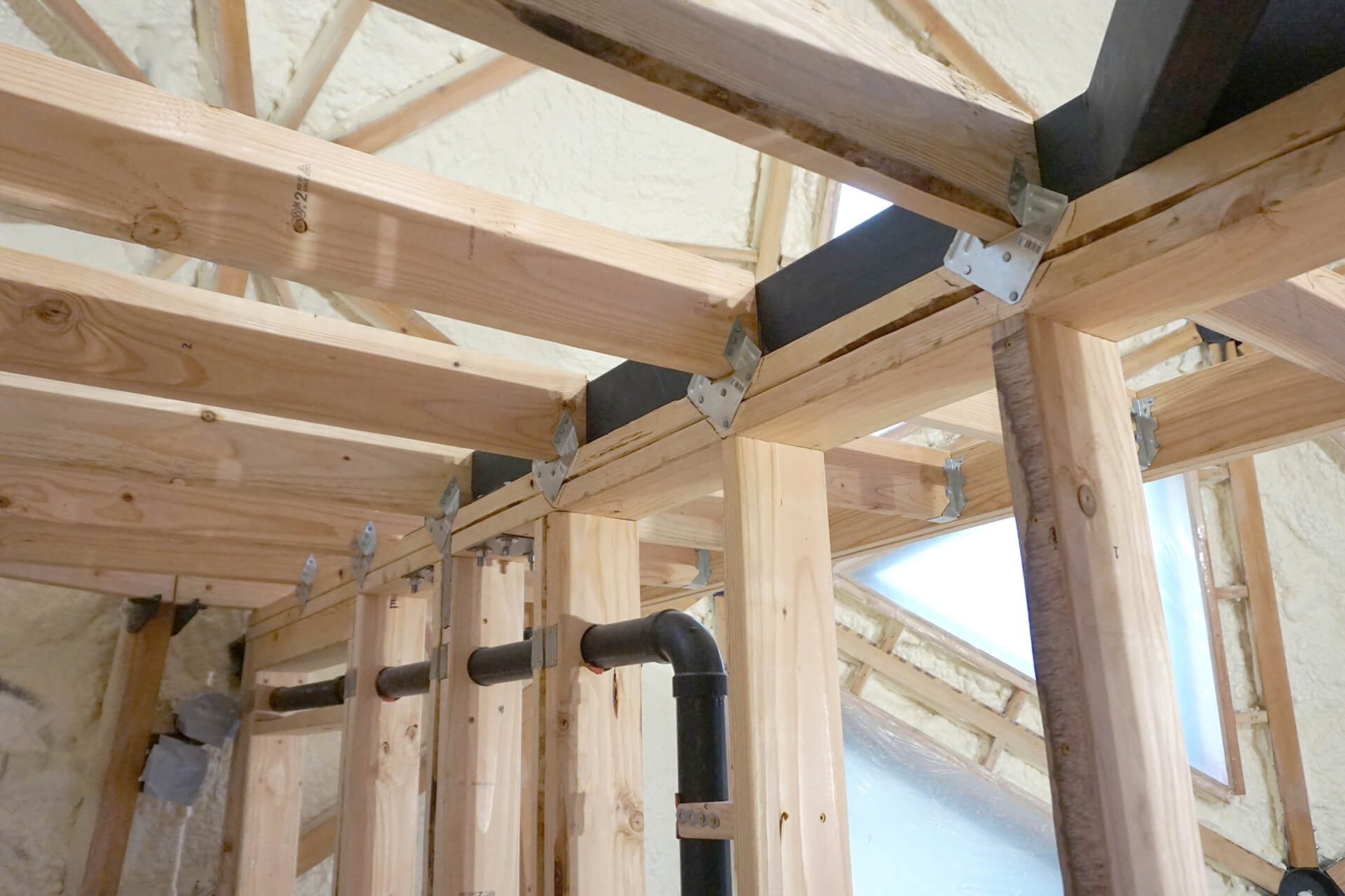 Room framing upper floor photo number 11.