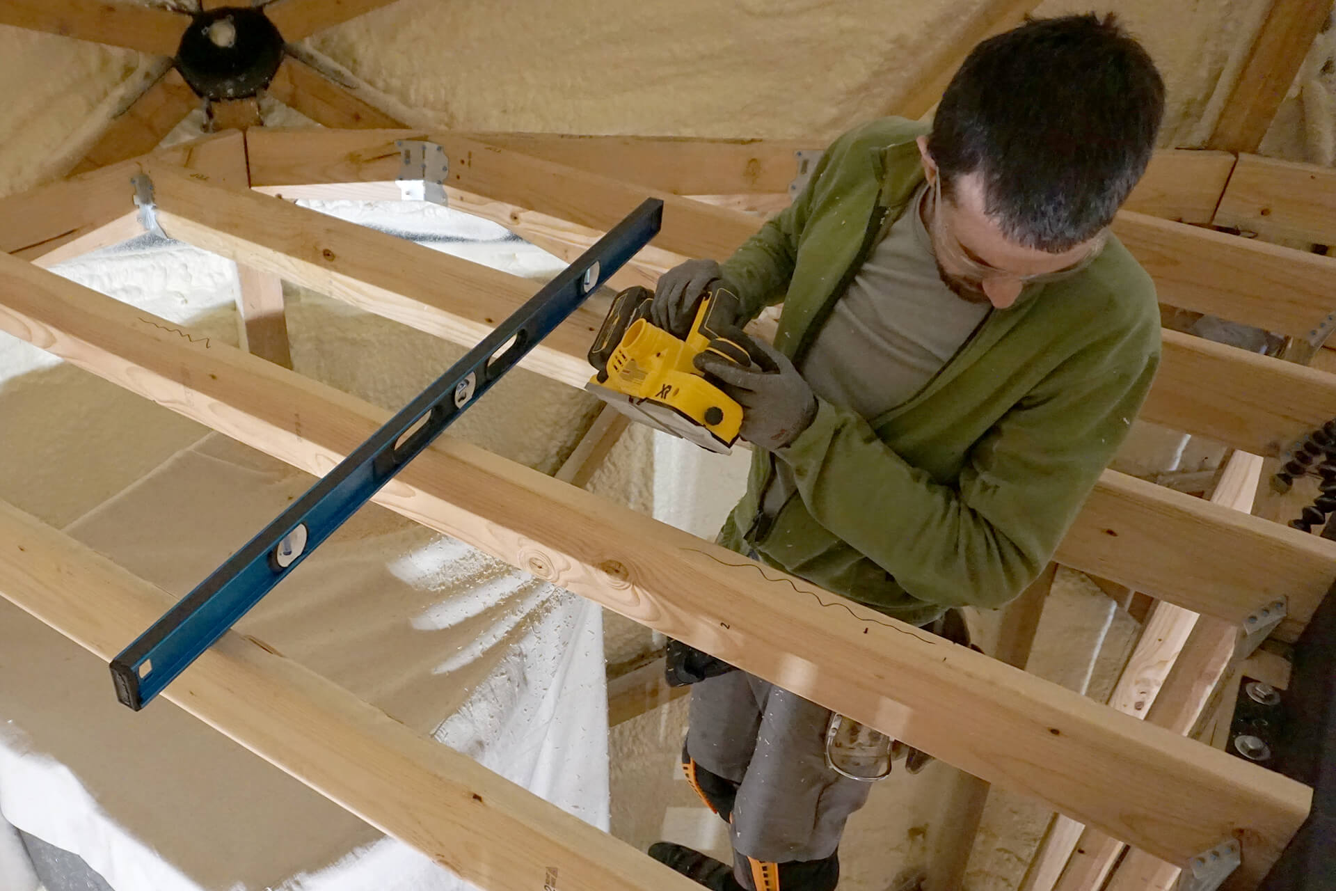 Room framing upper floor photo number 15.