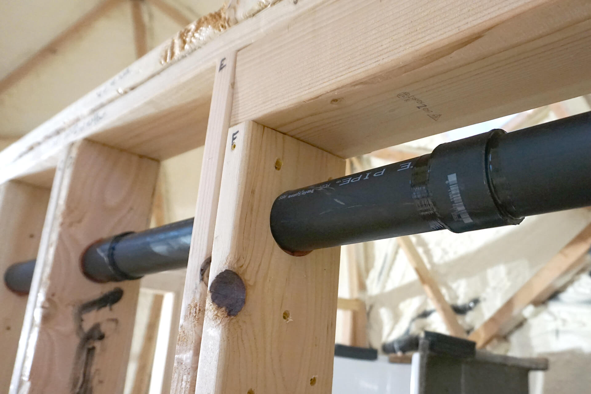 Room framing vent pipe photo number 04.