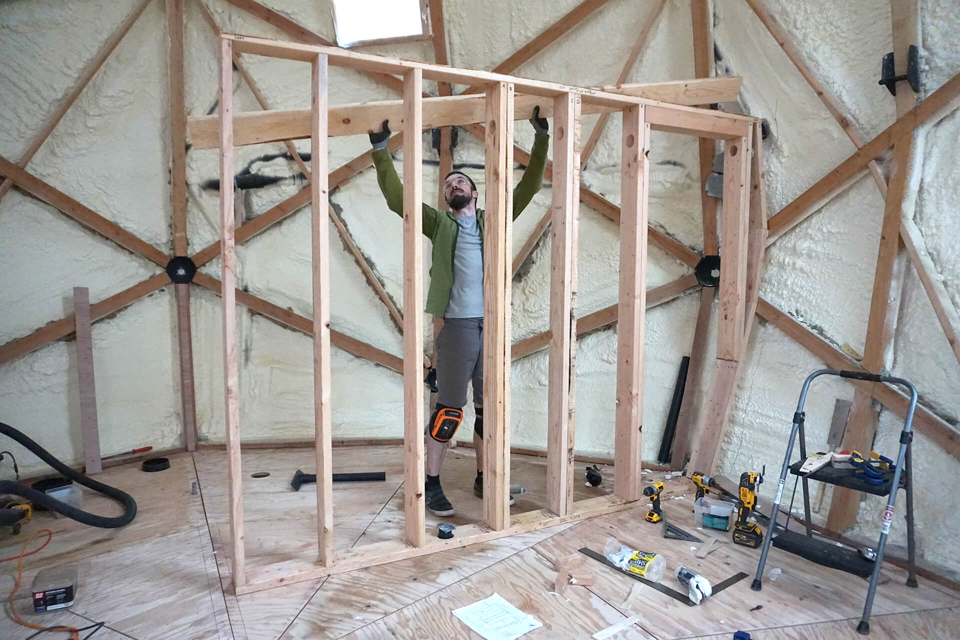 Room framing walls photo number 14.