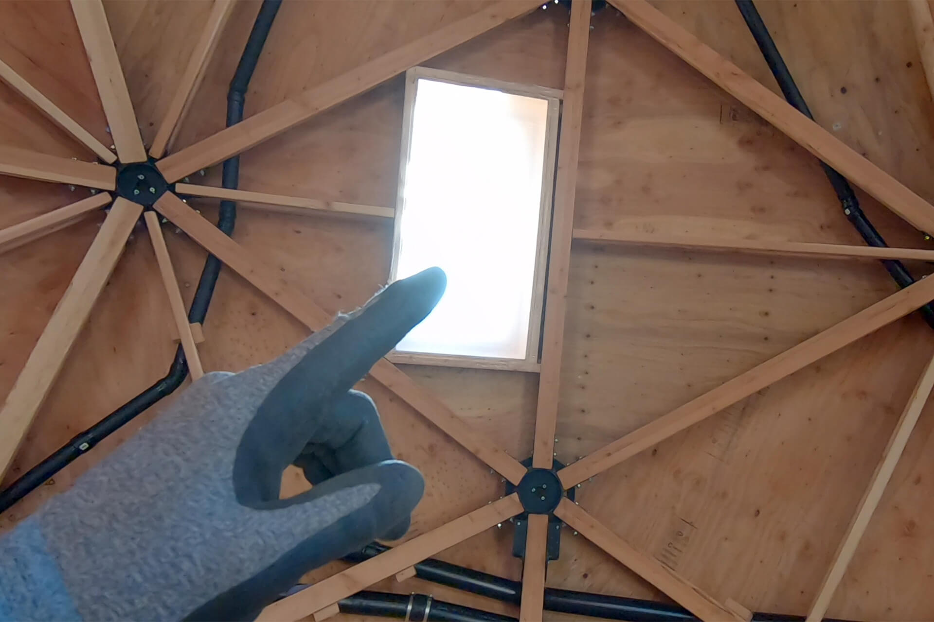 Spray foam photo number 05.