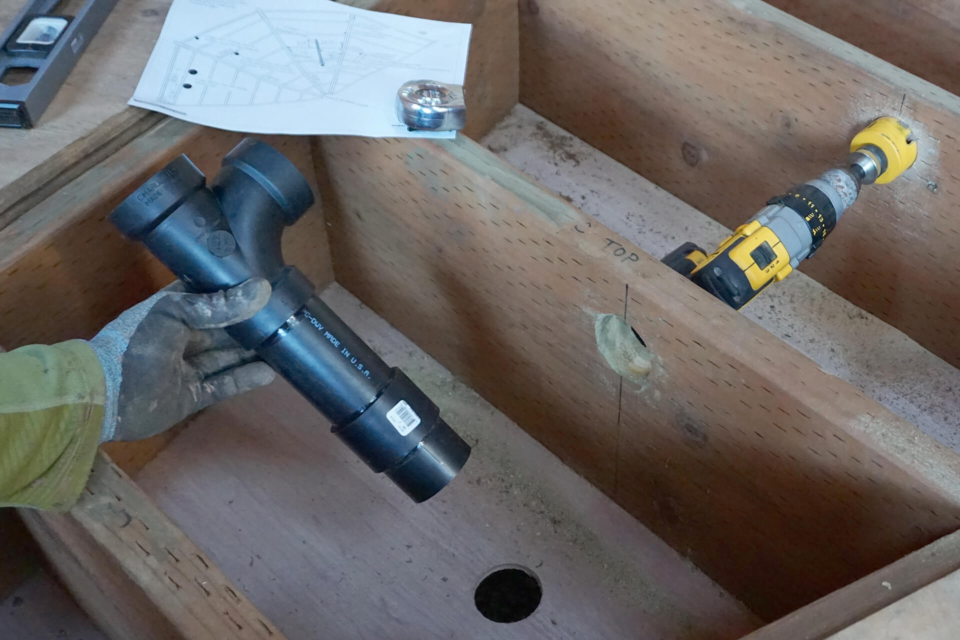 Underfloor photo number 17.