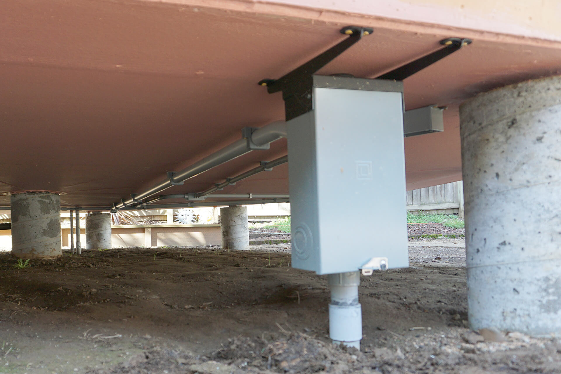 Underfloor photo number 36.