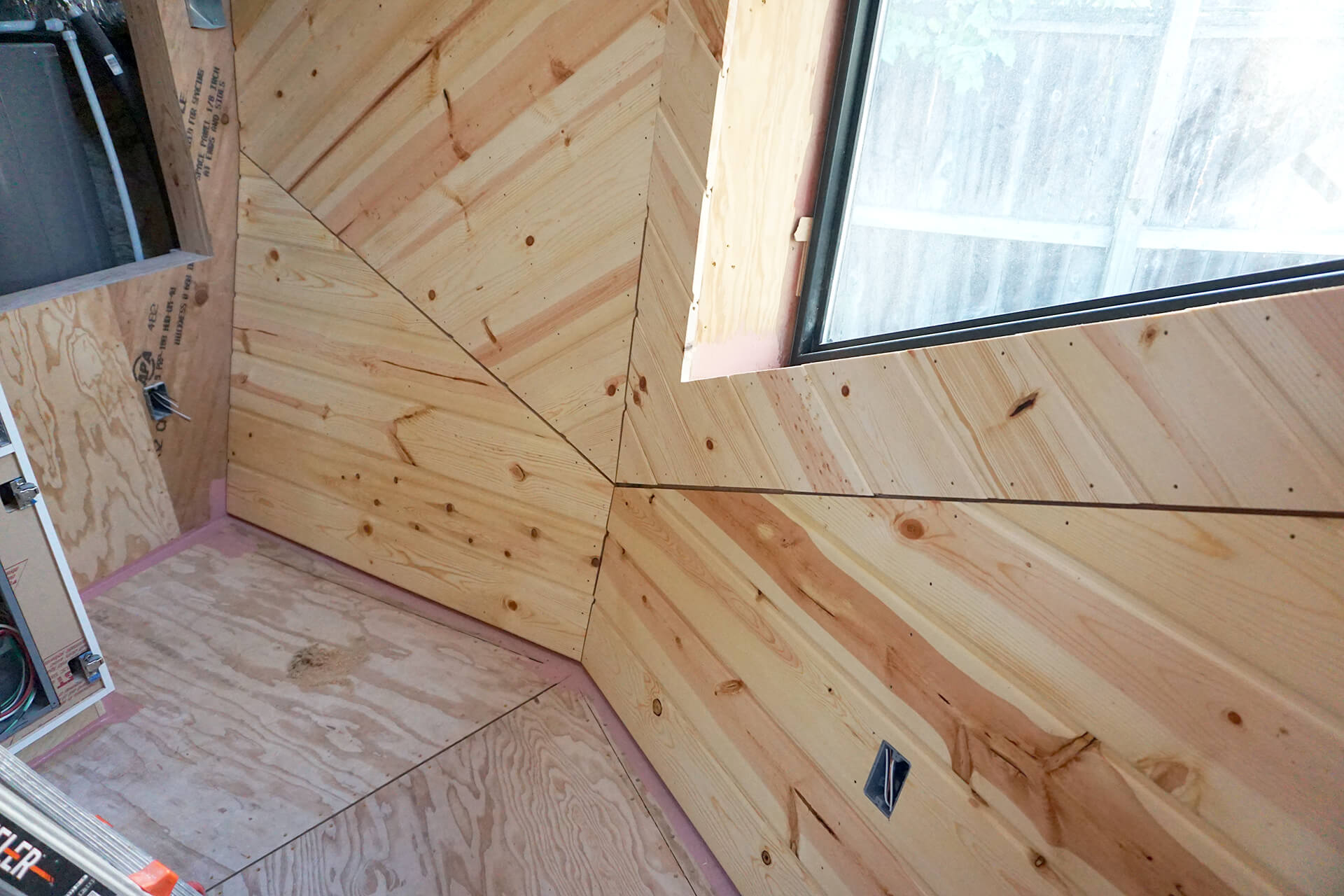 Wood paneling photo number 59.